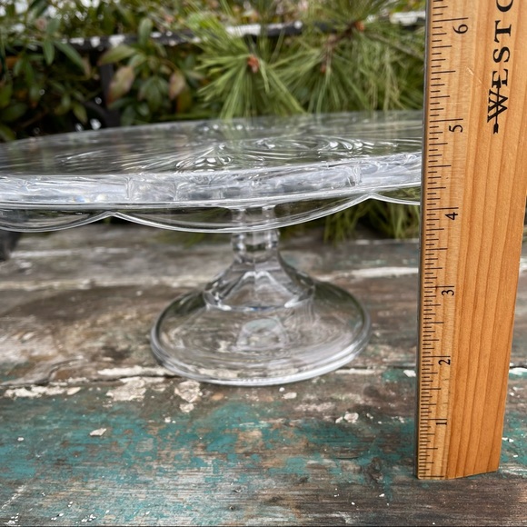 Royal Limited Crystal Cake platter vintage style - Picture 12 of 13